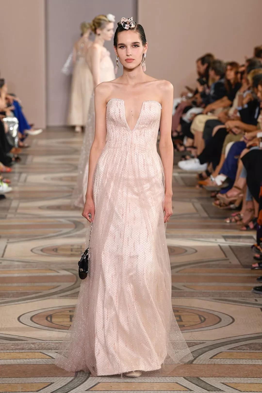 优雅不是炫耀,阿玛尼高定装