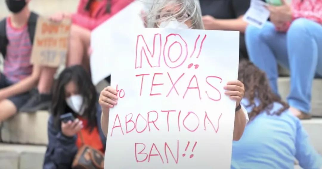 强奸*伦乱**怀孕不准堕胎，这是哪门子法律？