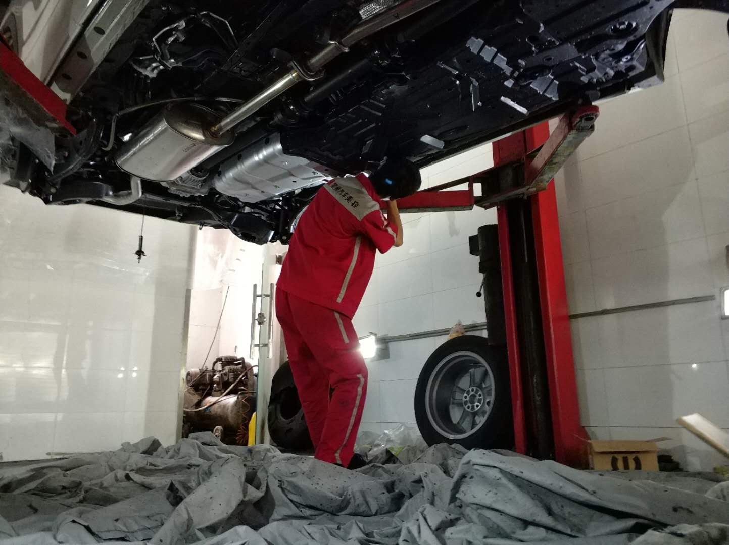 新车有没有必要再做一次底盘装甲,买新车有必要做一次底盘装甲吗