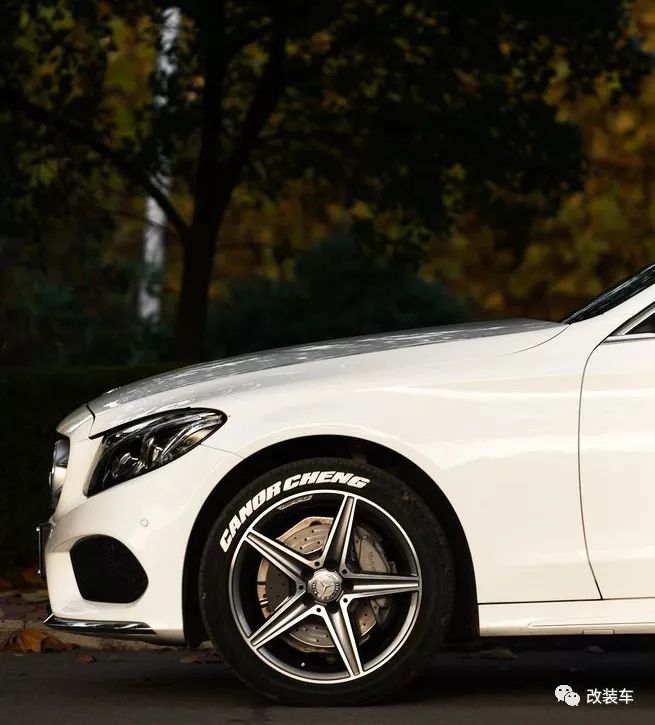 奔驰c旅行体验,开着奔驰c级车在路上