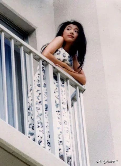 冻龄玉女苏慧伦唱歌,苏慧伦年轻时的情歌