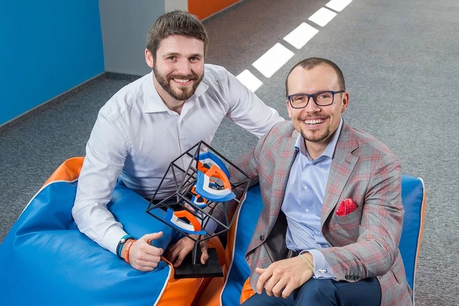 这家波兰人创办的交易网站,像极了卖游戏的拼夕夕