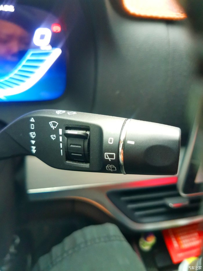 开上大红唐，参加西安车友会会长聚会纪实