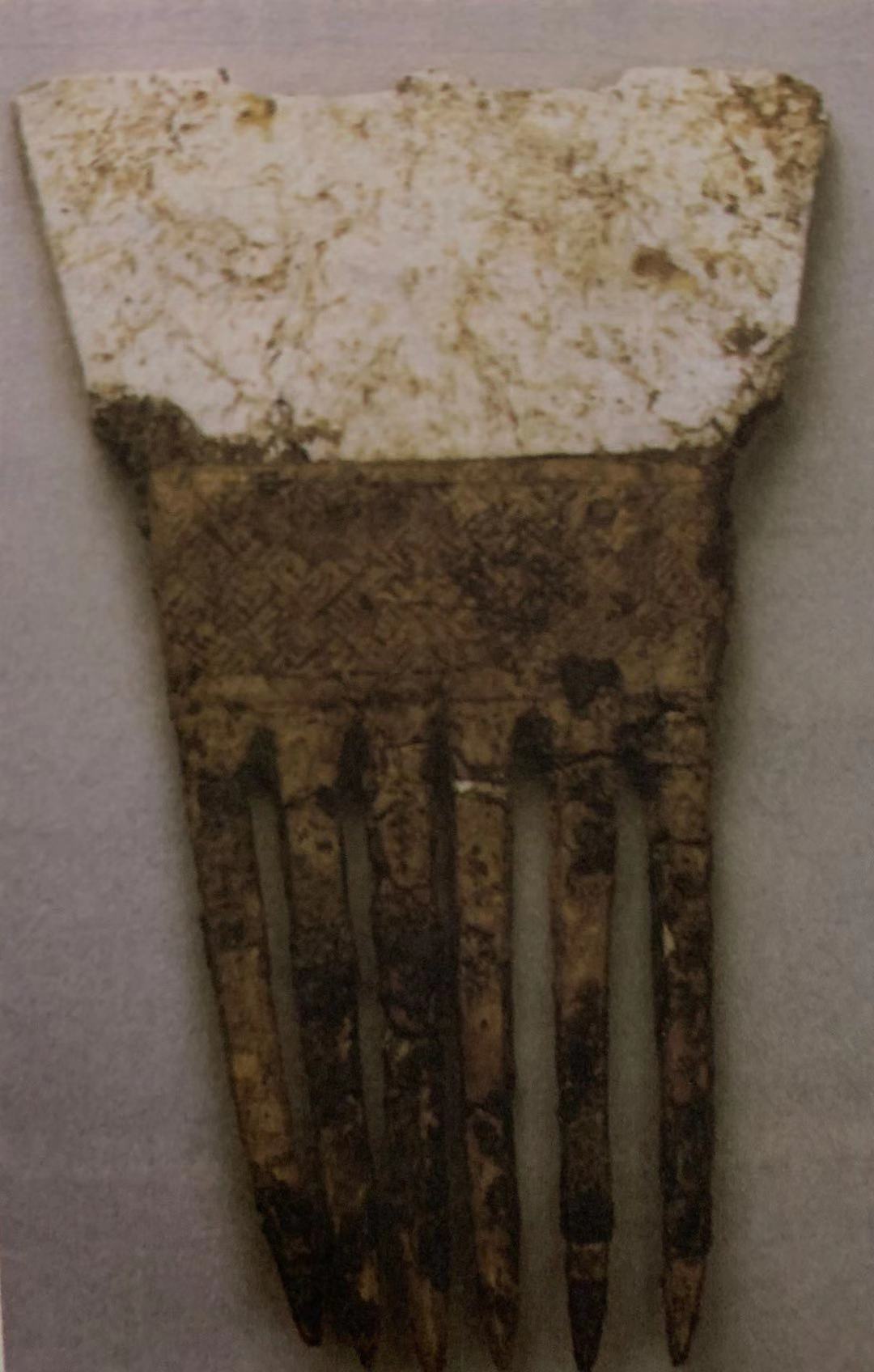 “满头行小梳”，那是一种怎样的装束？浅谈梳篦在唐宋之际的转型