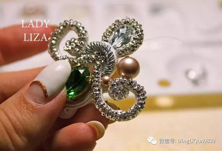 珍珠手工串珠教程,串珠教程简单优雅的s型珍珠耳坠