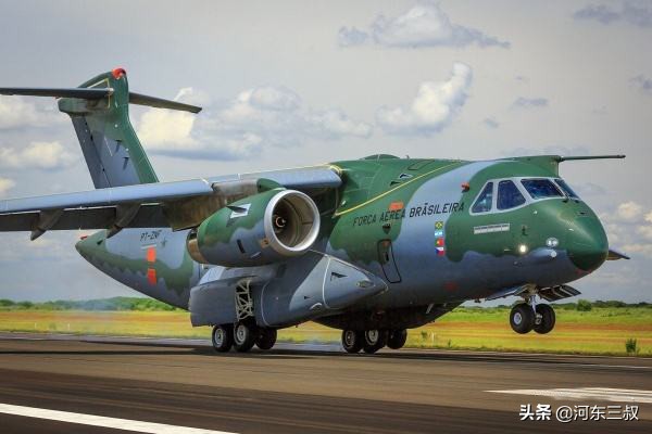 巴西最新运输机kc390参数,巴西kc390运输机对比运9
