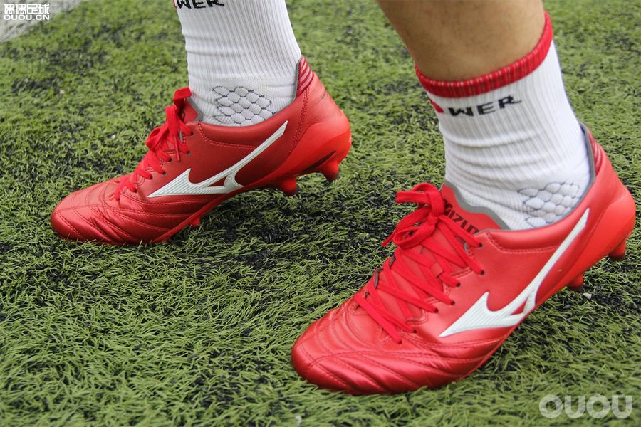 mds005足球鞋测评,moreliasala足球鞋