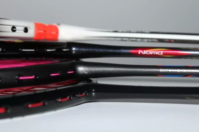 进攻型羽毛球拍推荐排行榜前十名,快速进攻高端羽毛球拍推荐