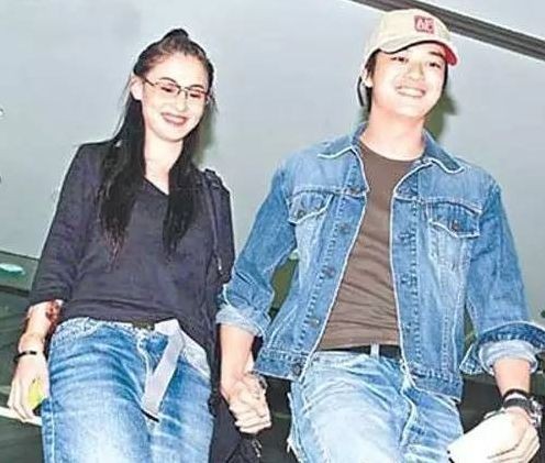 王菲和窦唯目前的关系,王菲最疯狂的一次恋爱