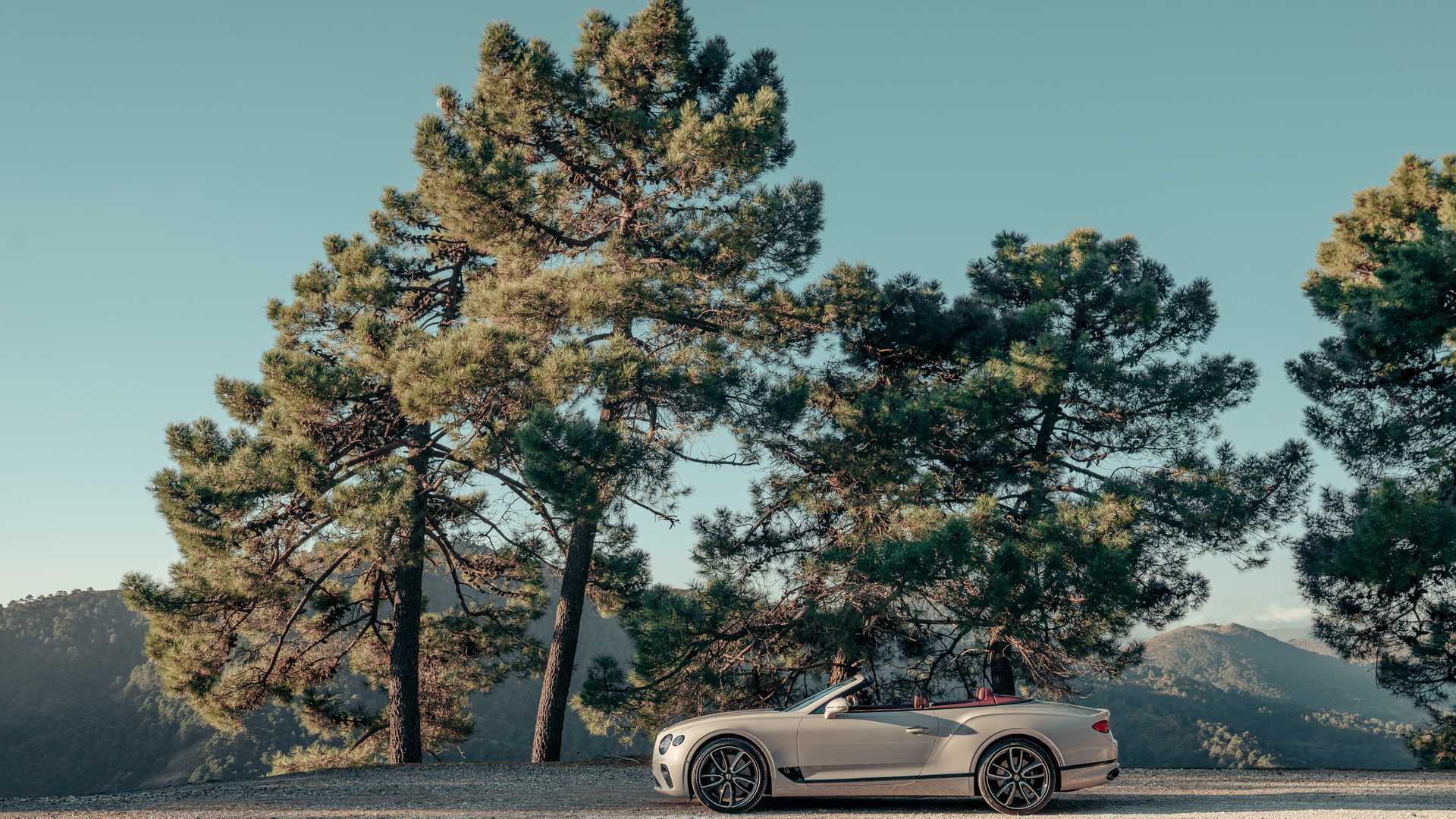 巅峰极速保时捷918开敞篷,第一名最豪华的保时捷918