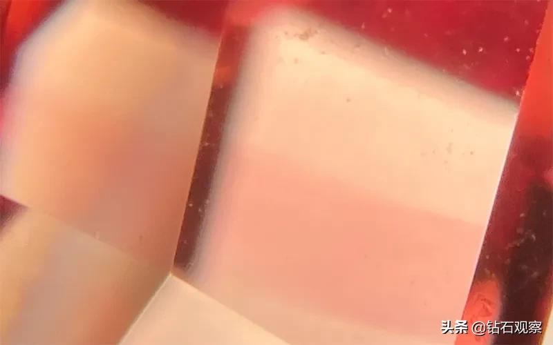 培育钻石有荧光是好的吗,培育钻石有黄钻和粉钻么