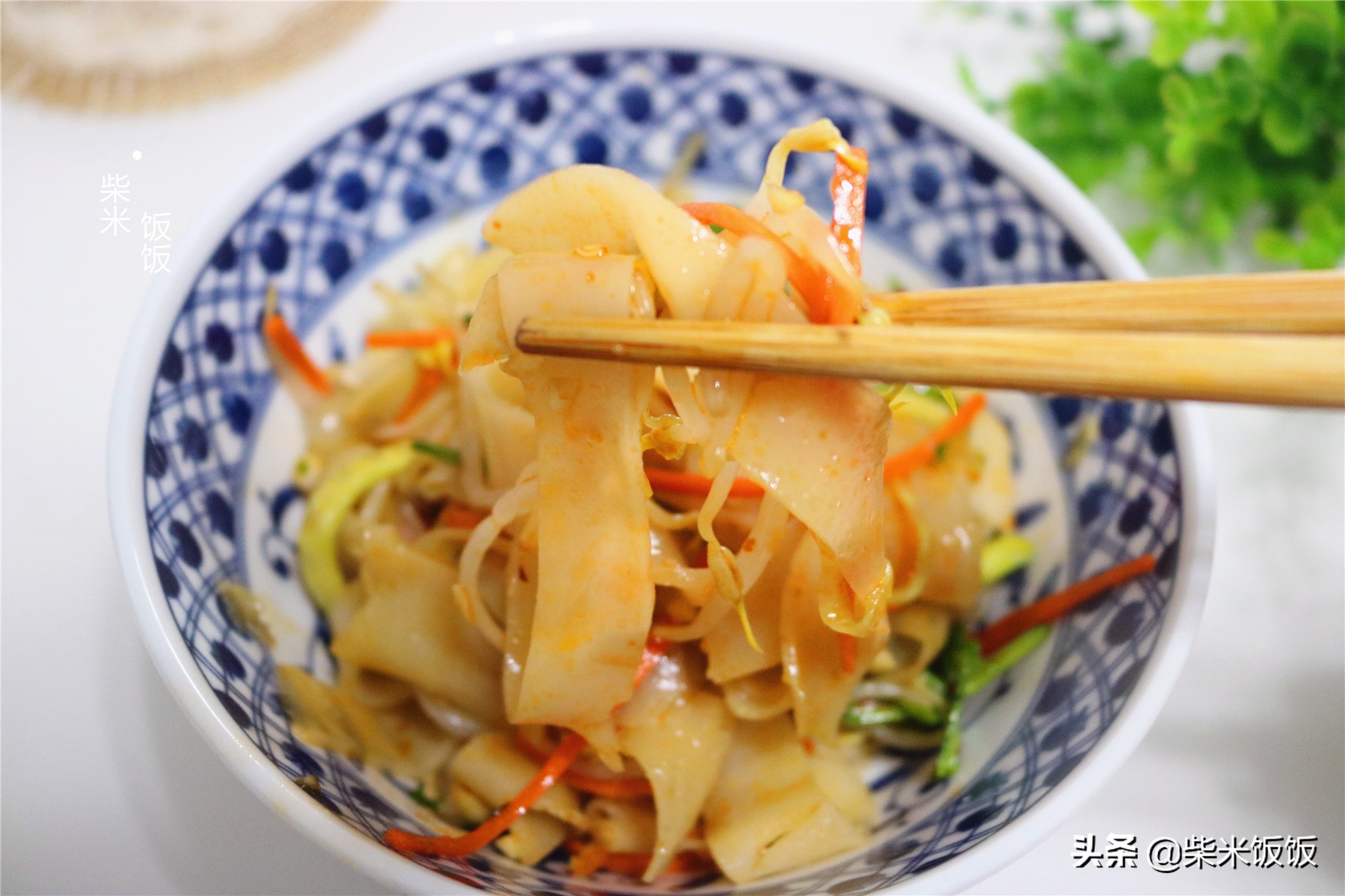 不用揉面不用洗面的凉皮详细做法,凉皮简单做法不用洗面和面