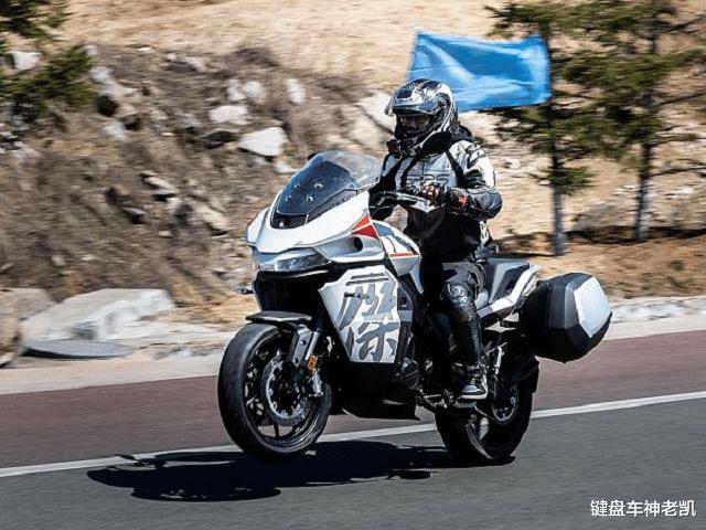 杰迪750纯享版,杰迪首次亮相杰750gt休旅车