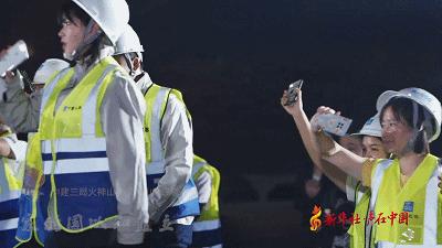 武汉黄鹤楼站,武汉黄鹤楼热闹非凡