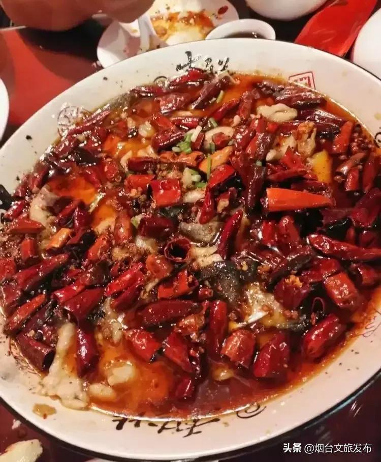 美食探店人气最高的店,烟台幺妹川菜馆