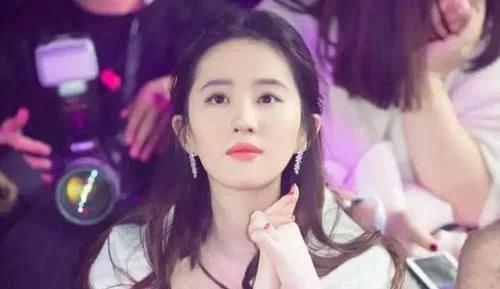 脸型当中最好看的是哪种脸型,常见的脸型有哪些