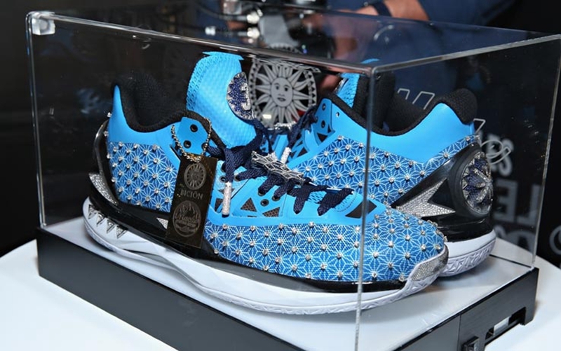 一双鞋能换北京二环一套房!这些「真天价鞋」你肯定没见过