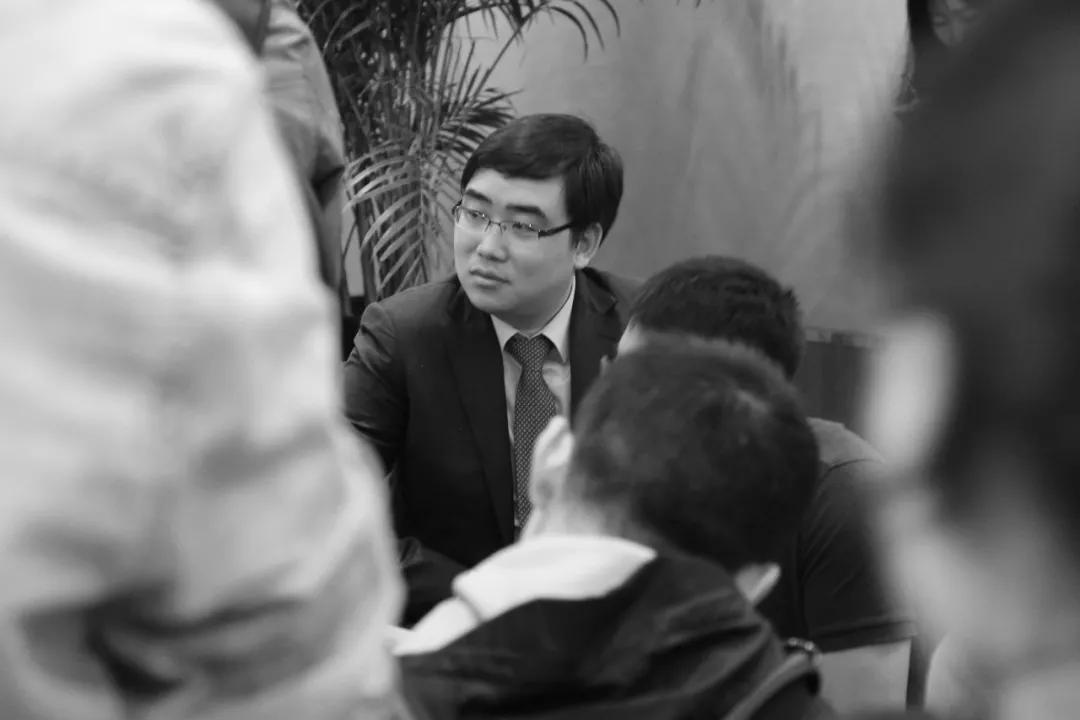 网约车司机掉手机,网约车司机可以拽出来了吗