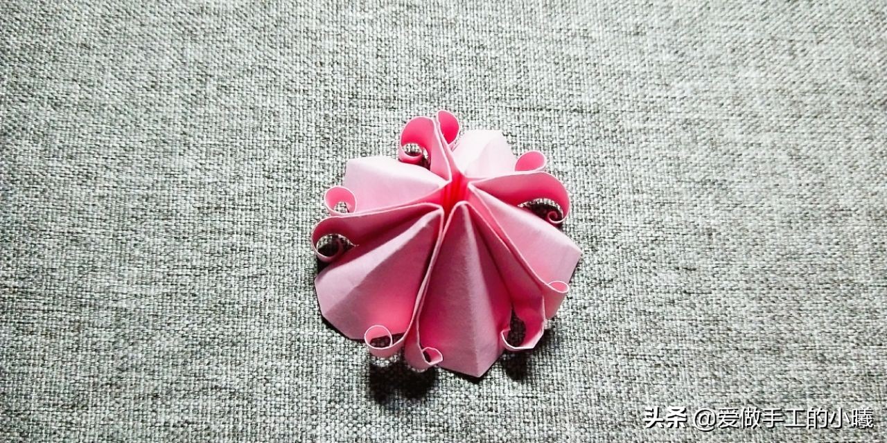 幼儿园五瓣花折纸,立体五瓣樱花折纸