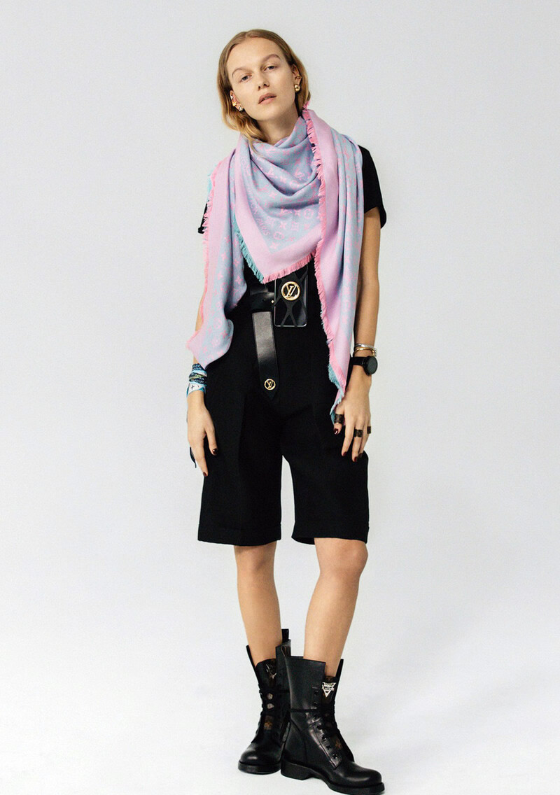 大丝巾的领带系法大全,系丝巾领带方法简单又好看