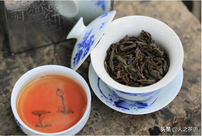 正山小种红茶和大红袍有什么区别,大红袍茶叶属于红茶还是属于绿茶