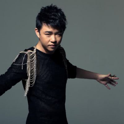 许嵩从网络到歌手到底有多厉害,网络歌手许嵩现状