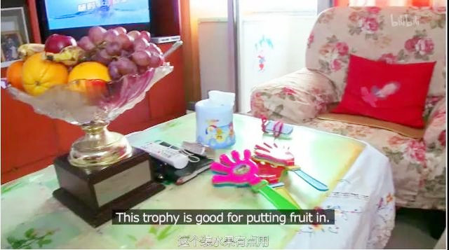 钟南山儿子用6999元的皮带遭质疑,到底是什么刺痛了网友的神经?