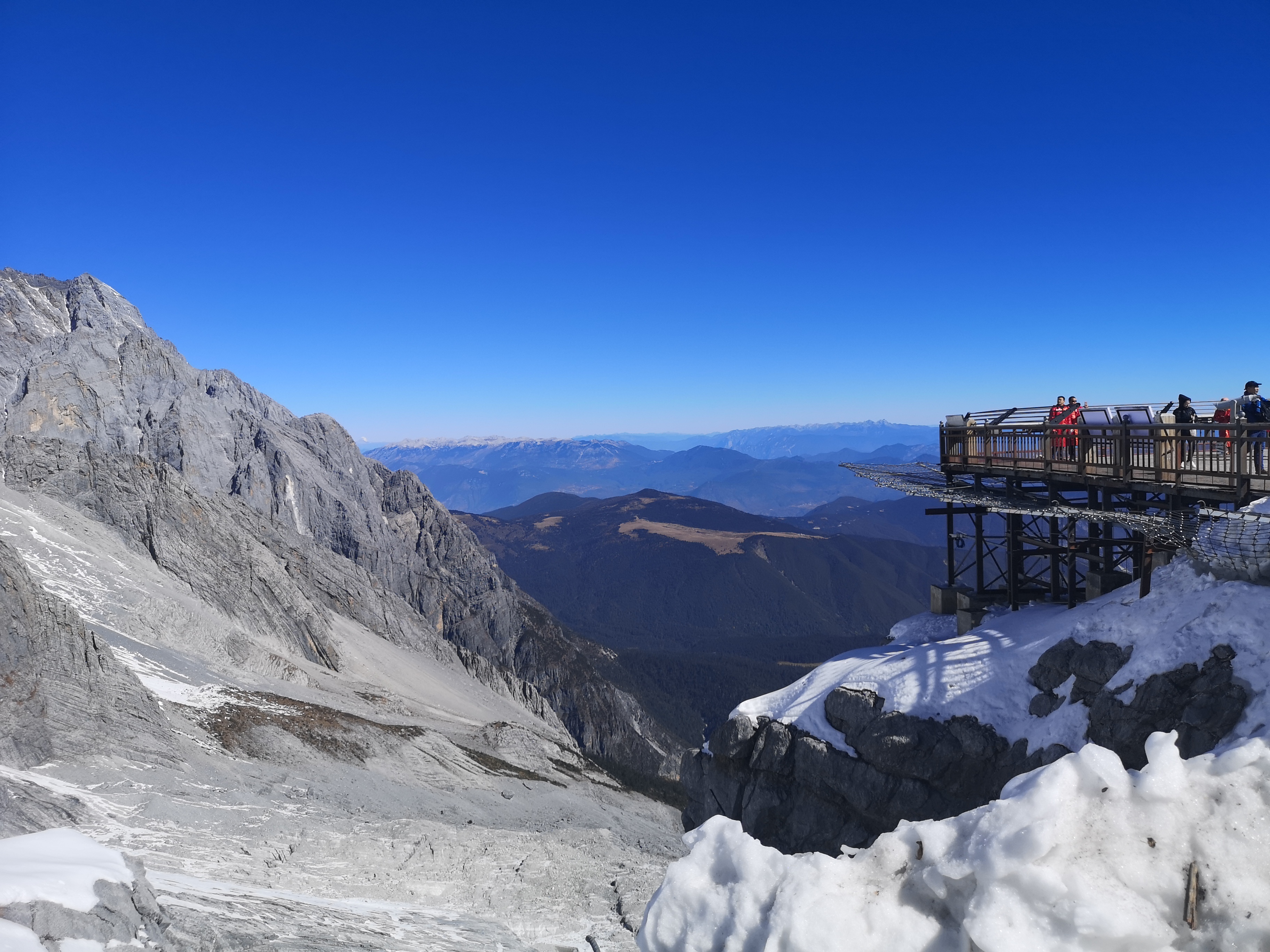 国内景点旅游攻略：到丽江旅游哪里好玩？盘点丽江必去的十个地方