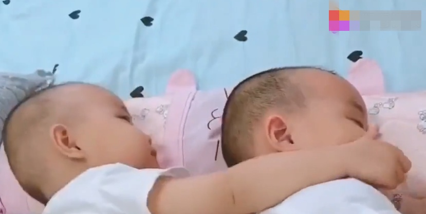 奶嘴用的不对会造成上嘴唇内扣吗,奶嘴型号用错了怎么办