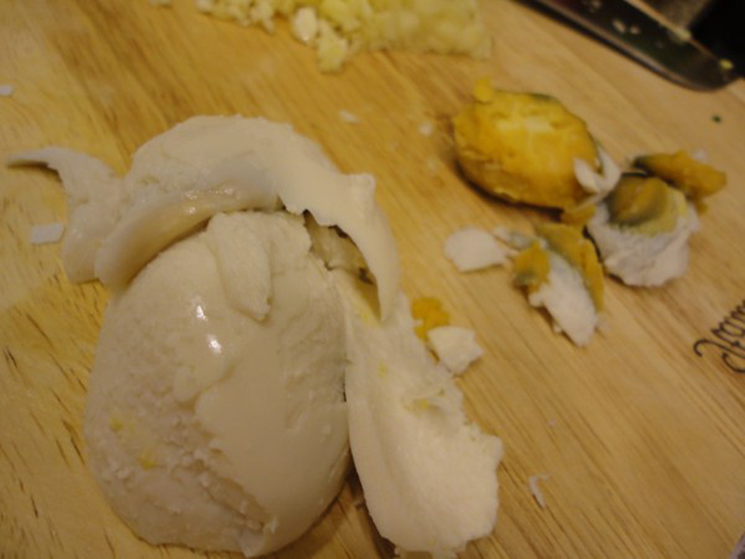 咸蛋煎苦瓜的做法窍门是什么,炒苦瓜味道不大怎么办