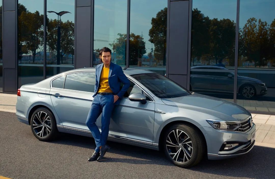 2022款大众迈腾音响升级,升级迈腾15款音响