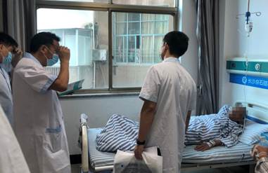 左肾萎缩右肾有积水需要切除吗,右肾萎缩结石并积水