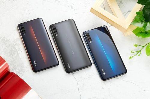 为什么iqoo打游戏充电这么慢,玩游戏充电头发热