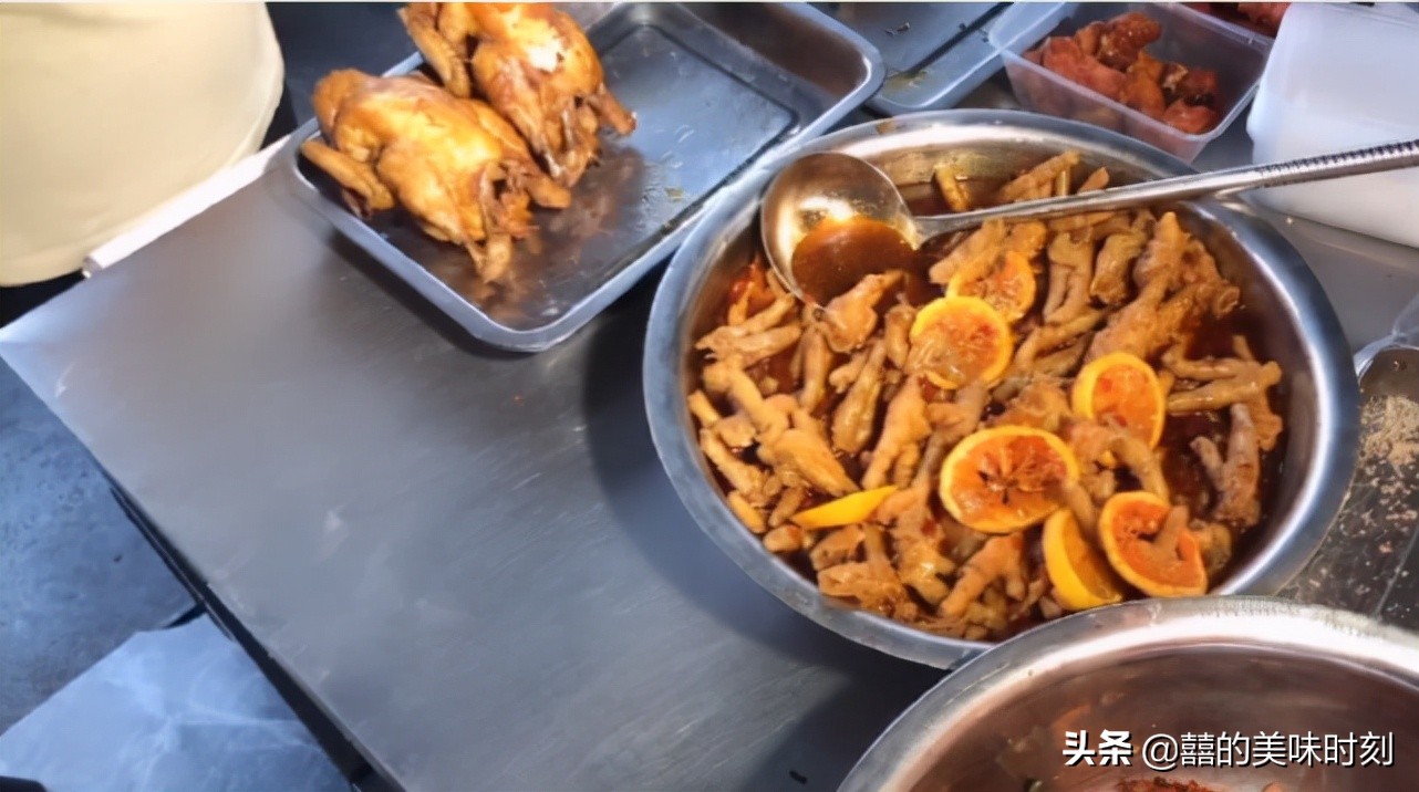 常熟附近美食街火爆小吃,常熟特色地摊小吃