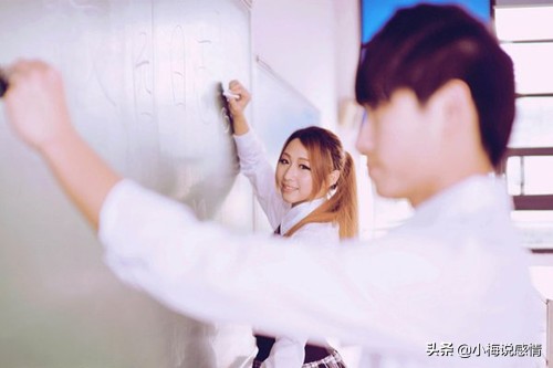 一个男孩子会因为怕失去你而哭,在事情上斤斤计较