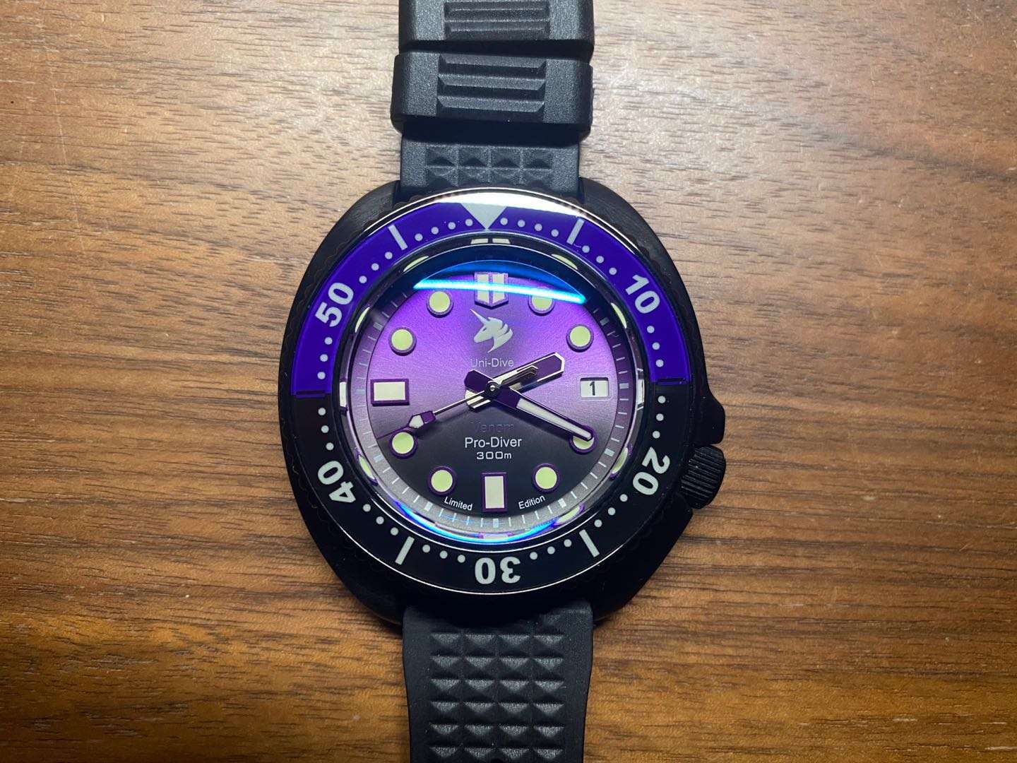 全新毒液测评,国产版毒液开箱