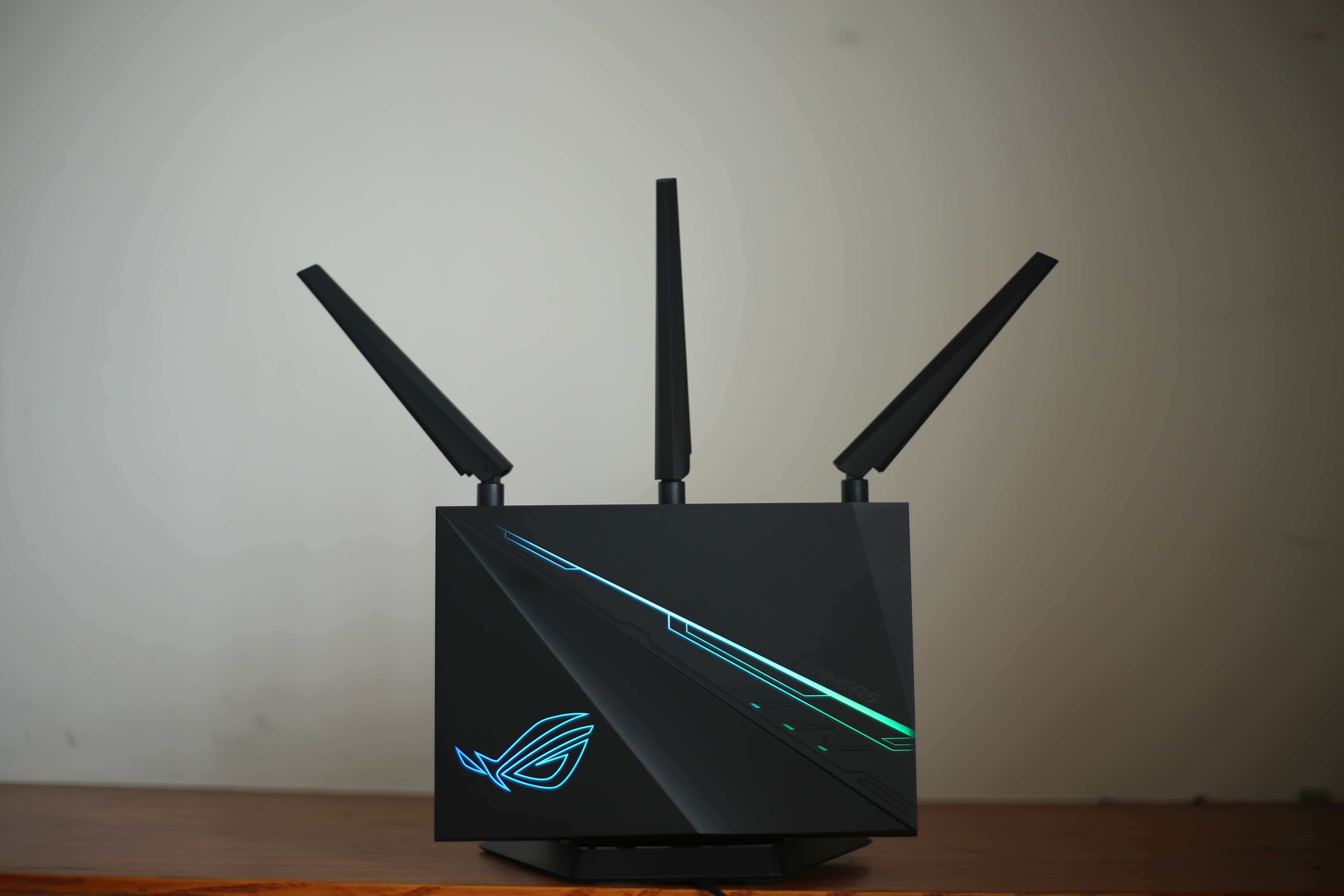 电竞路由中的王者，ROG玩家国度GT-AC2900游戏测评体验