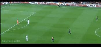 足球长传球怎么又快又稳,足球长传球的技术要点