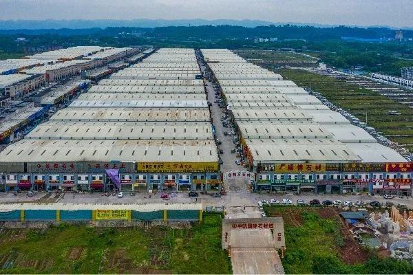 特色文化传播带动地方文旅发展,特色商业区推动文旅发展