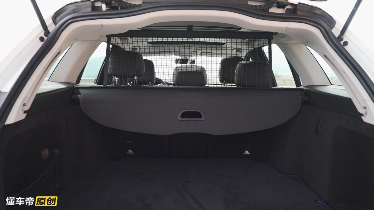 测评奔驰c旅行版,奔驰c级旅行车和奥迪a4旅行车