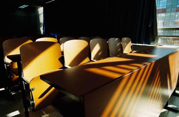 摄影师爆修片原图高清,摄影师现场修片崩溃