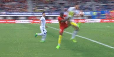 韩鹏飞绝杀大连人,国脚韩鹏飞