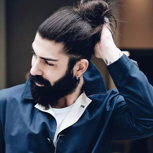 夏天男士健身发型,男士夏天发型