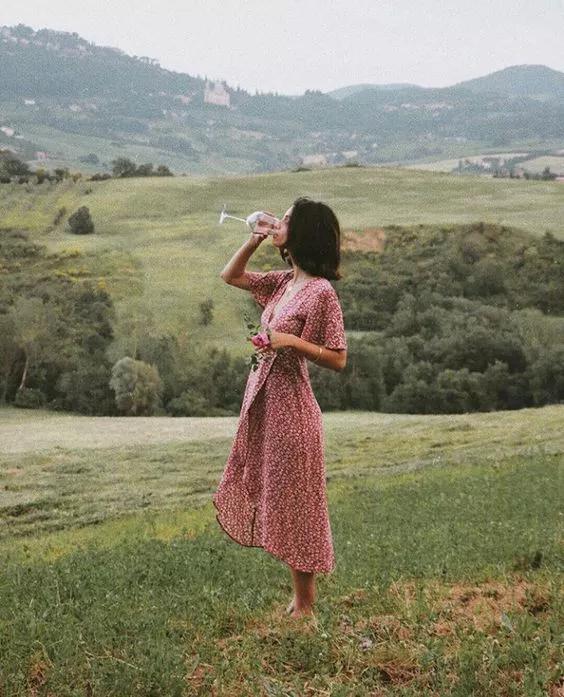 可盐可甜短发女生超a系穿搭,韩系风可盐可甜短发超美造型