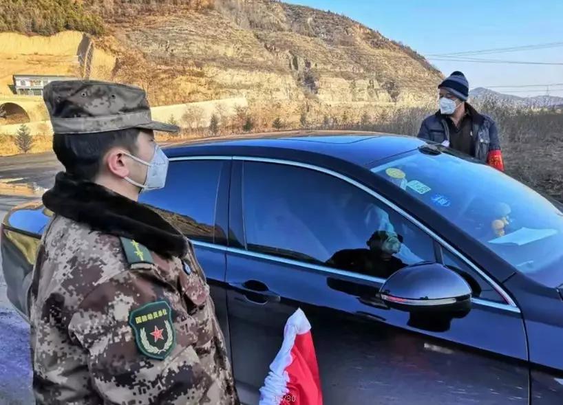 在战“疫”中迎接大考，陕西省军区官兵不辱使命