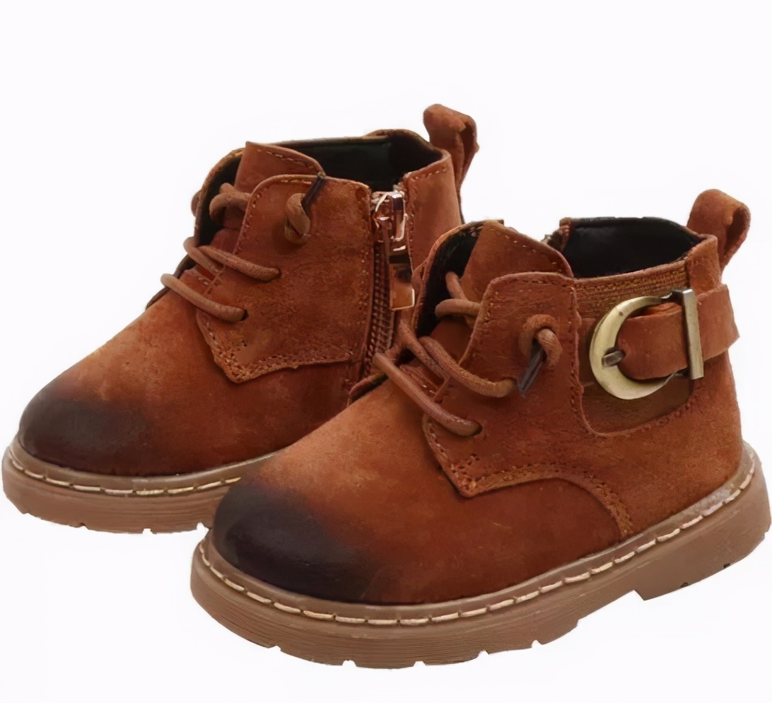 儿童鞋怎么选防止扁平足,扁平足儿童应该穿软底鞋还是硬底