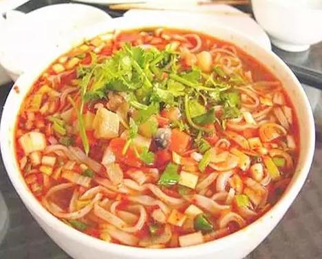 千年古都的美味面条，包括世界上最早的方便面，您吃过几种？