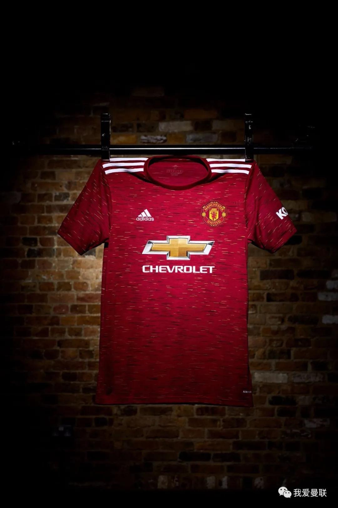 曼联官宣海报,曼联雪佛兰新球衣