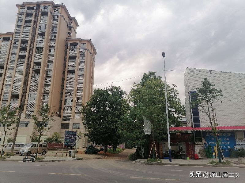 第一个下海的泰和县联合收割机厂