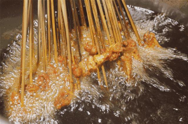 “0曝光”宝藏小串店,掀起儿时热滋滋的记忆